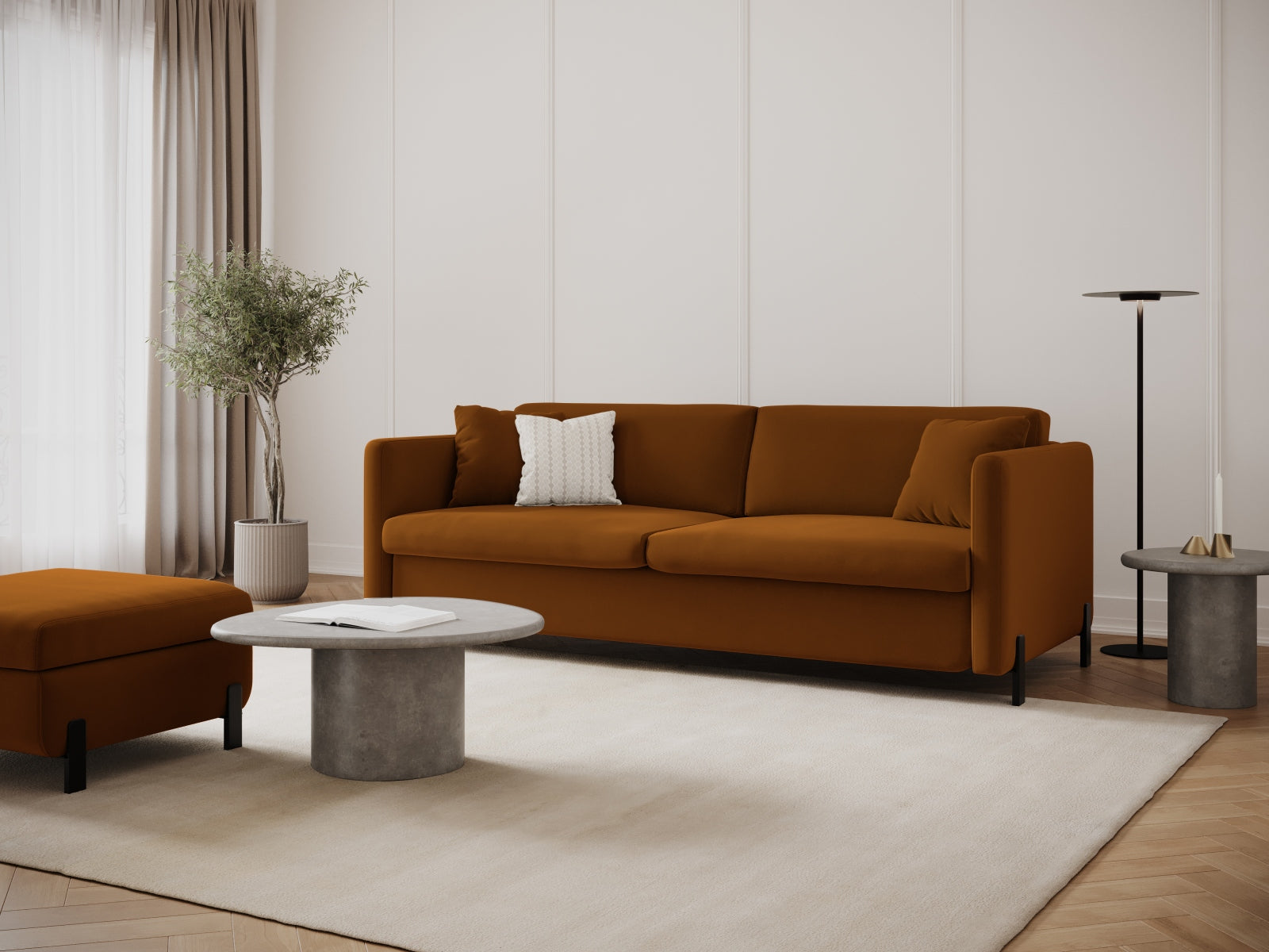 Erleben Sie das elegante Gloria Velour Sofa von Micadoni – ein 3-Sitzer mit praktischer Schlaffunktion, ideal für stilvolle Wohnräume und gemütliche Übernachtungen.