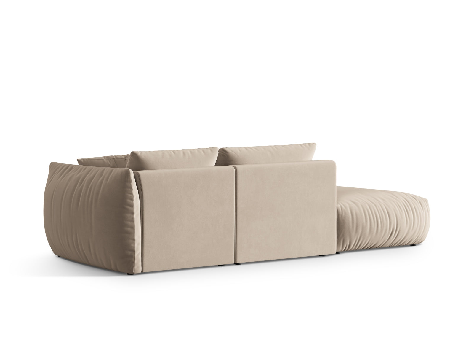 Elegantes Chris Velour 3-Sitzer Sofa in Ecru-Casino, ideal für stilvolle Wohnräume und entspannte Abende, erhältlich bei Micadoni.