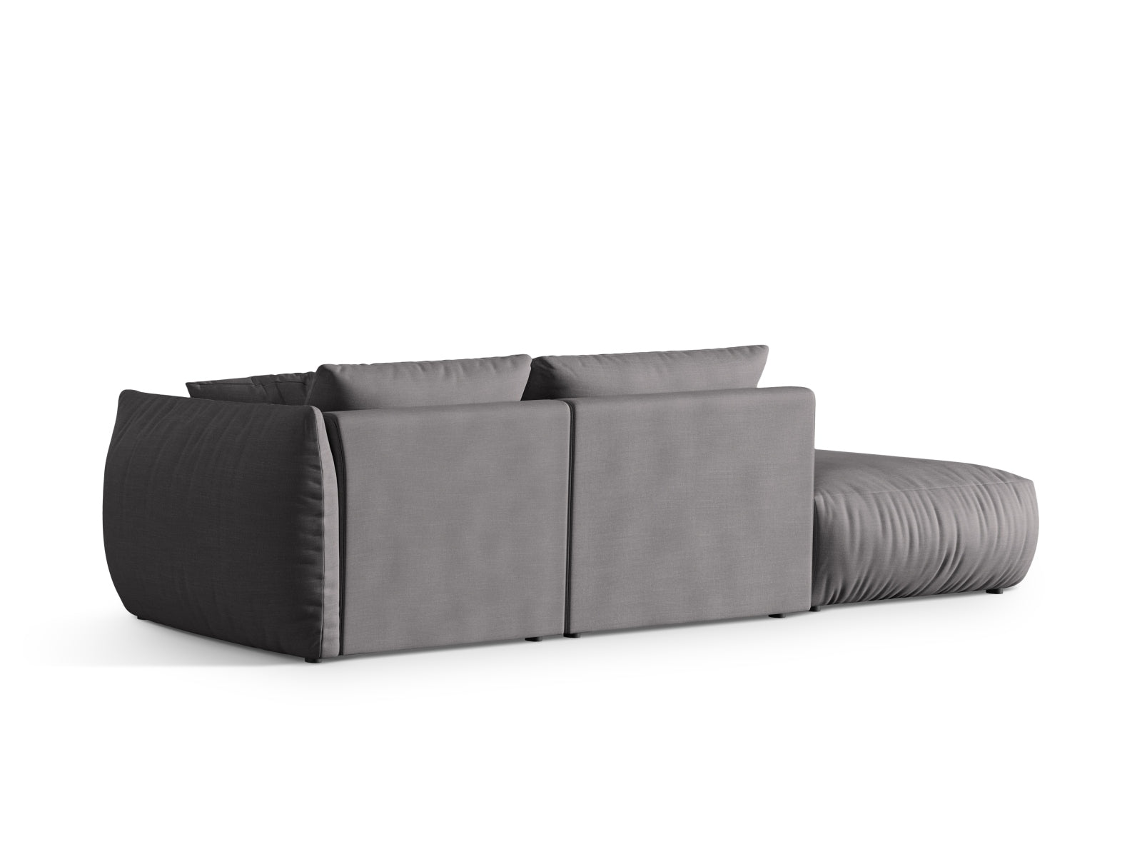 Elegantes Chris Modular Sofa links 3 Sitzer in warmen Erdtönen, ideal für einladende und moderne Wohnräume von Micadoni.