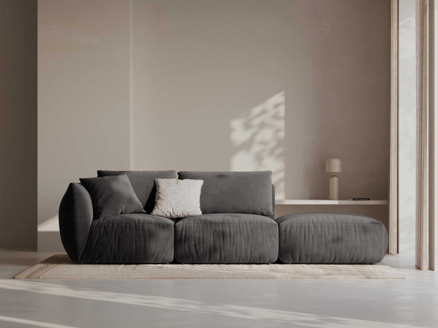 Elegantes Chris Velour Modular Sofa in Dunkelgrau, 3-Sitzer, ideal für stilvolle Wohnräume, präsentiert von Micadoni.