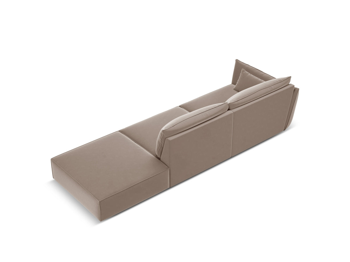 Kaelle Velour Sofa rechts 4 Sitzer in Cappuccino-Bluvel präsentiert im Onlineshop von KAQTU Design AG. L-Sofa rechts ist von Micadoni