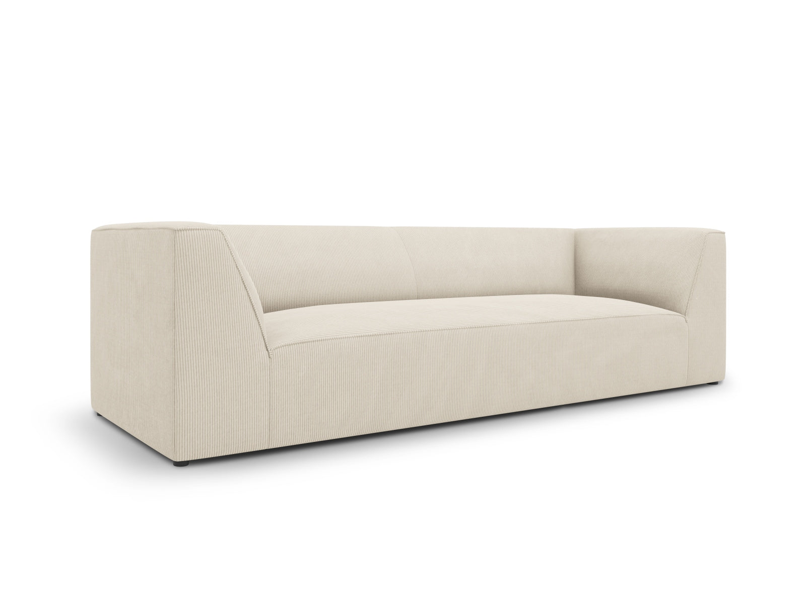 Modernes Ruby 3-Sitzer Sofa in zartem Beige, perfekt für gemütliche Wohnzimmer. Exquisite Qualität und zeitloses Design von Micadoni.