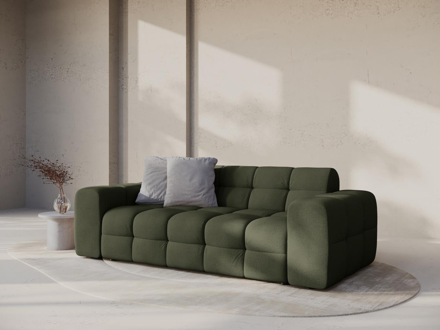 Erleben Sie das Kendal Sofa 3 Sitzer von Micadoni – elegantes Design, luxuriöser Velourstoff und optimaler Komfort für Ihr Wohnzimmer.
