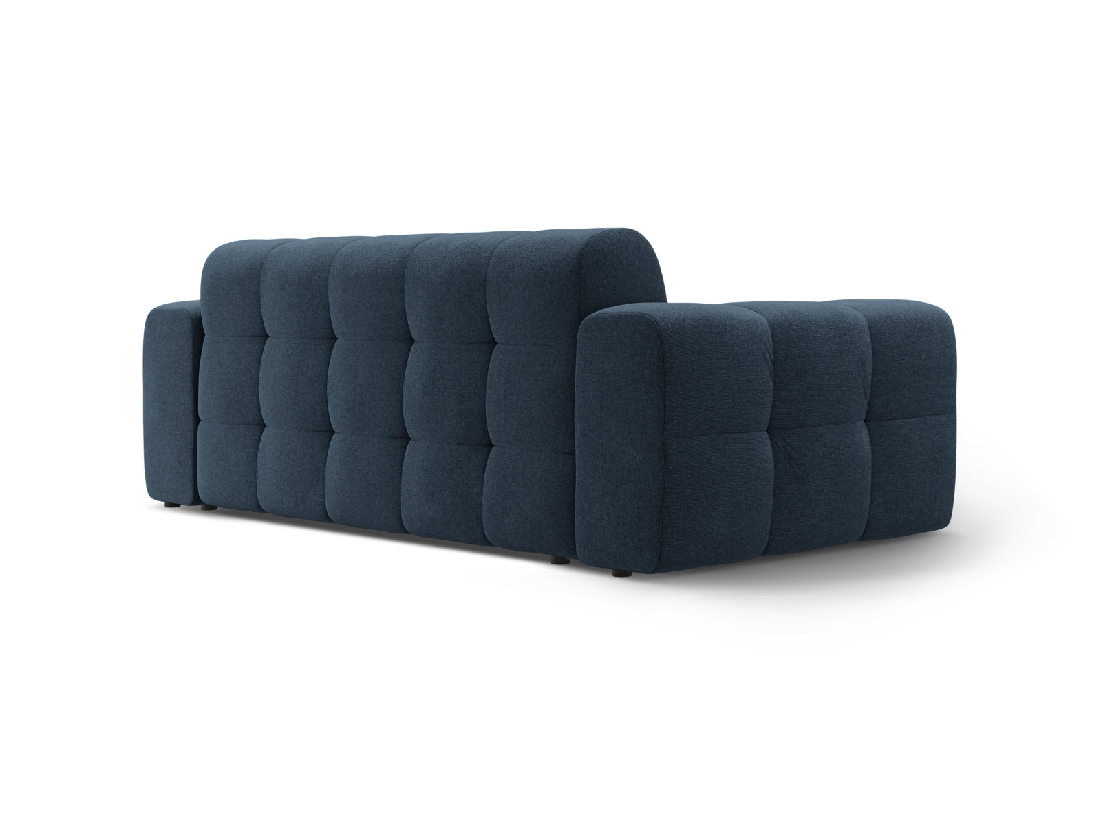 Elegantes Kendal 3-Sitzer Sofa in edlem Navy Blau, ideal für moderne Wohnkonzepte, vereint Komfort und zeitgemäßes Design von Micadoni.