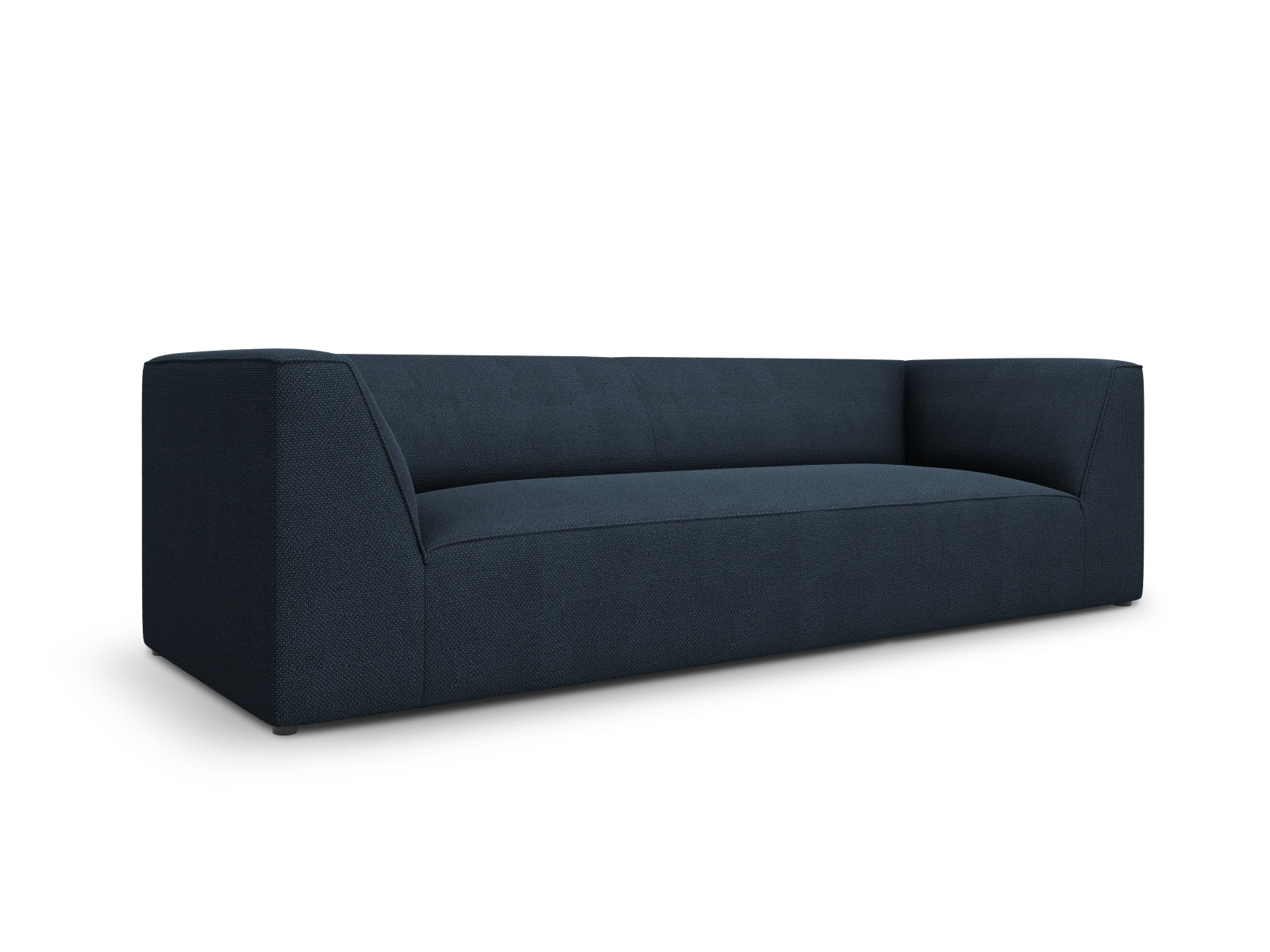 Entdecken Sie das elegante Ruby Sofa 3 Sitzer von Micadoni – stilvoll, komfortabel und in vielen Farben erhältlich. Perfekt für Ihr Wohnzimmer!