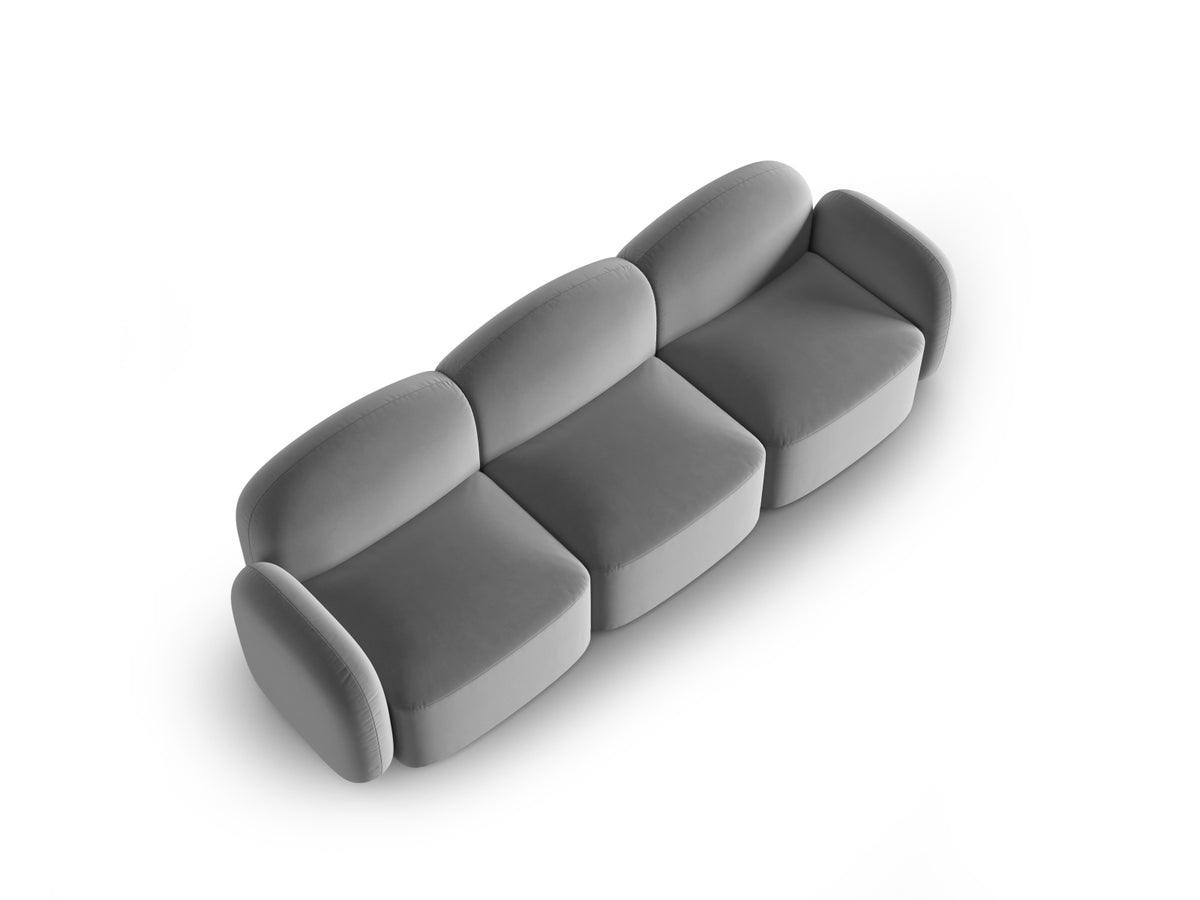 Blair Velour Sofa 3 Sitzer in Light Grey-Casino präsentiert im Onlineshop von KAQTU Design AG. 3er Sofa ist von Micadoni