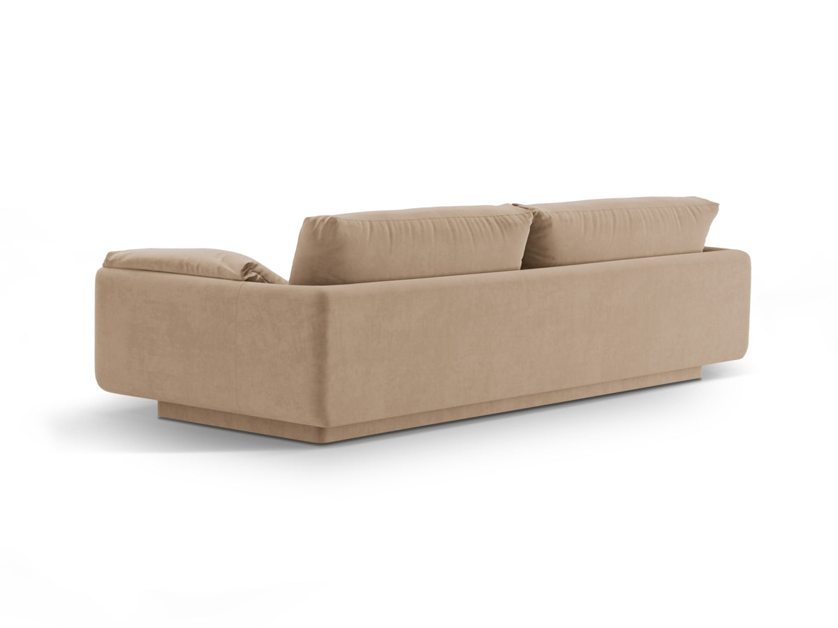 Torino Velour Sofa 3 Sitzer in Sand-Casino präsentiert im Onlineshop von KAQTU Design AG. 3er Sofa ist von Micadoni