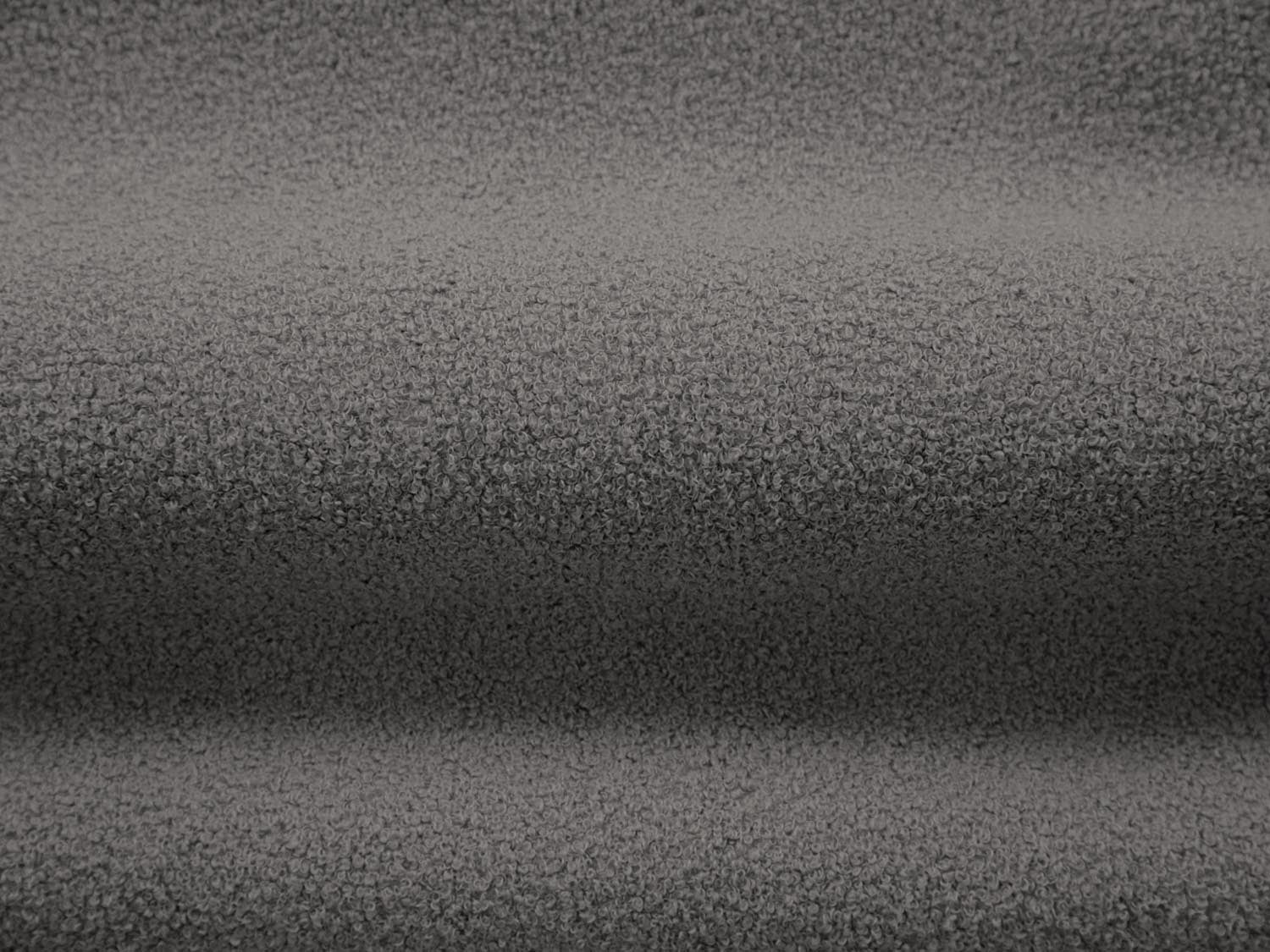 Entdecken Sie das stilvolle Jenny Boucle Sofa 3 Sitzer von Micadoni – ideal für Komfort und Eleganz in jedem Raum.