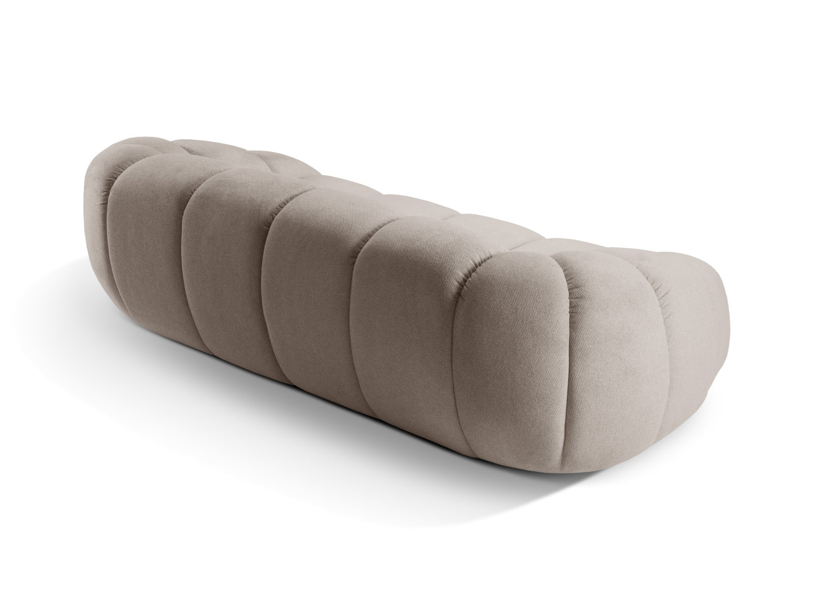 Stilvolles 3-Sitzer Sofa "Diana" in luxuriösem Dunkelbeige, perfekt für moderne Wohnräume und designed von Micadoni.