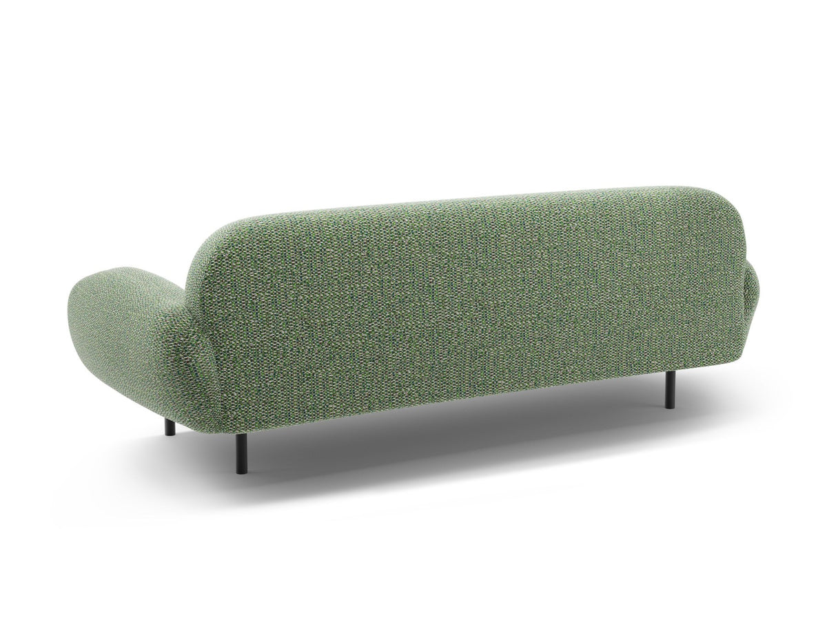 Weisses 3er Sofa Poppy von Micadoni mit strukturiertem Bouclé-Stoff, abgerundeter Silhouette und schlanken schwarzen Metallbeinen.