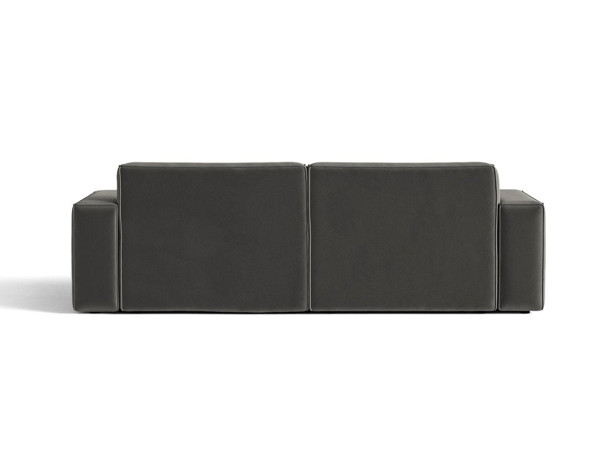 Jodie 3er Sofa von Micadoni in leichtem Beige mit Venus-Samtstoff, schwarzen Kunststoffbeinen und moderner, modularer Sitzform.