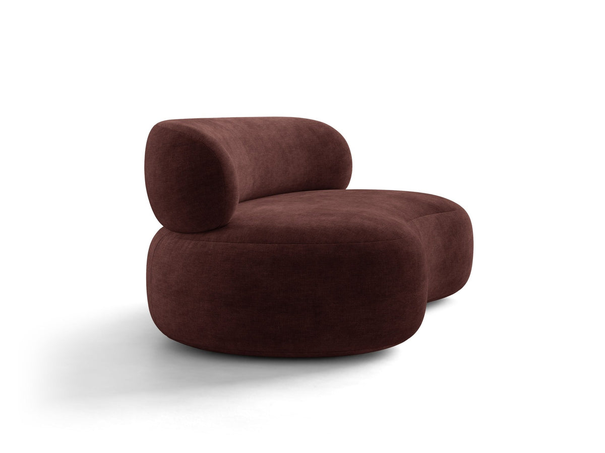 Foto des Aura 3er Sofas von Micadoni in Leichtes beige, Chenille-Stoff Golden, geschwungene Rückenlehne, schwarze Kunststoffbeine.