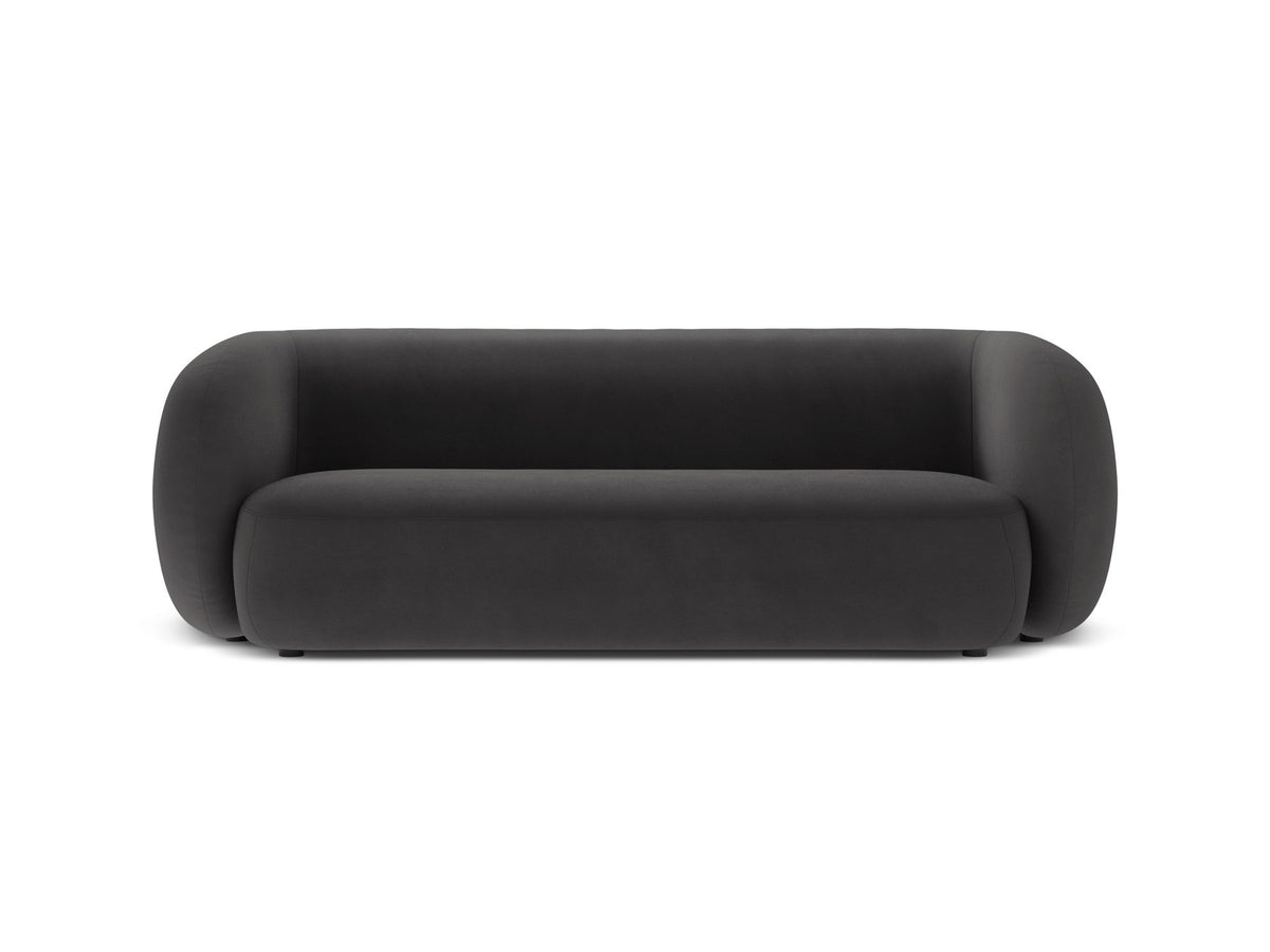 Weisses 3er Sofa Kate von Micadoni mit Bouclé-Stoffbezug, schwarzen Kunststoffbeinen und modularem Aufbau, Frontalansicht.