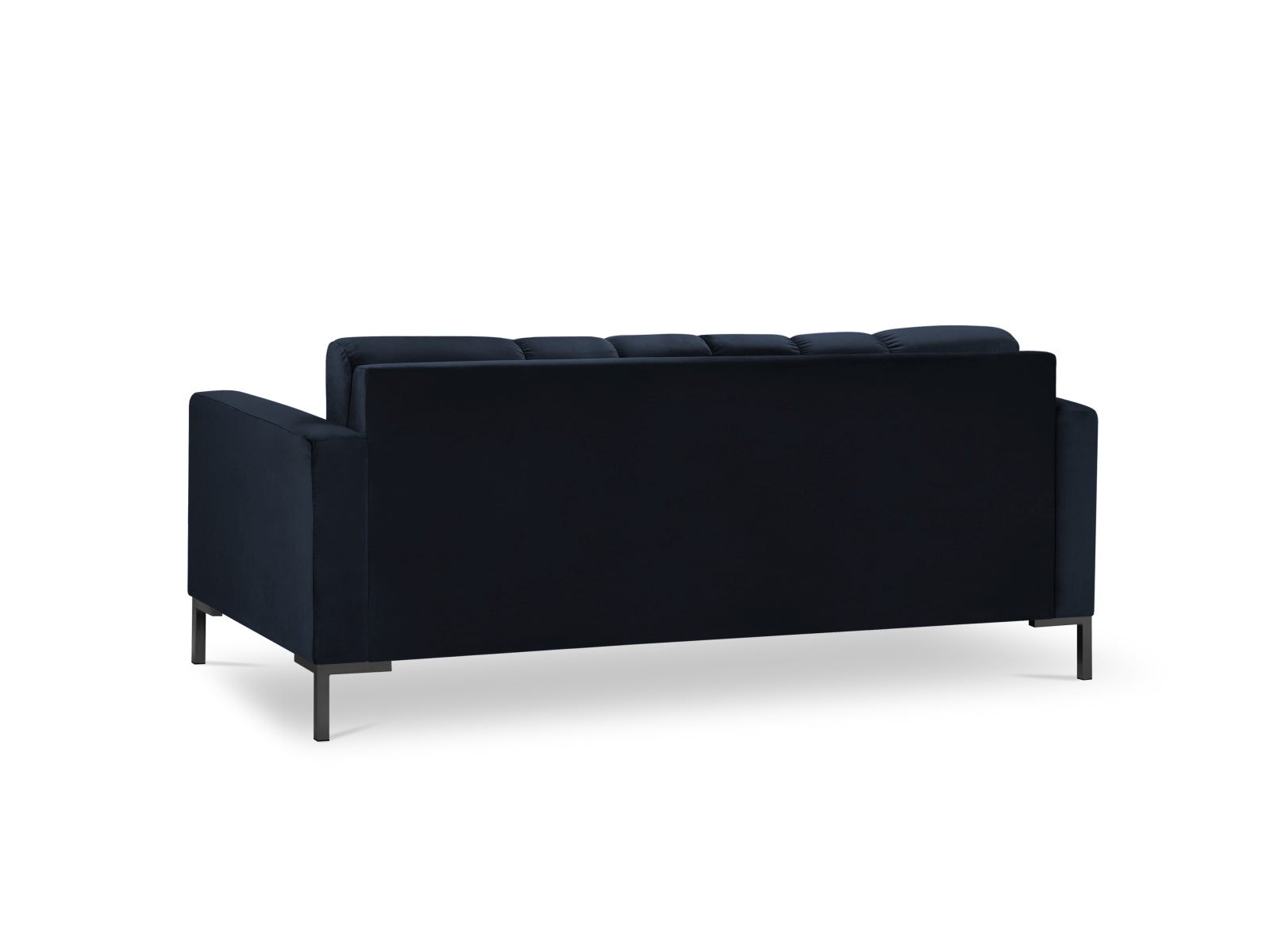Elegantes 3-Sitzer Sofa Mamaia aus weichem Velours in tiefem Blau, perfekt für stilvolle Wohnräume und entspannte Abende.