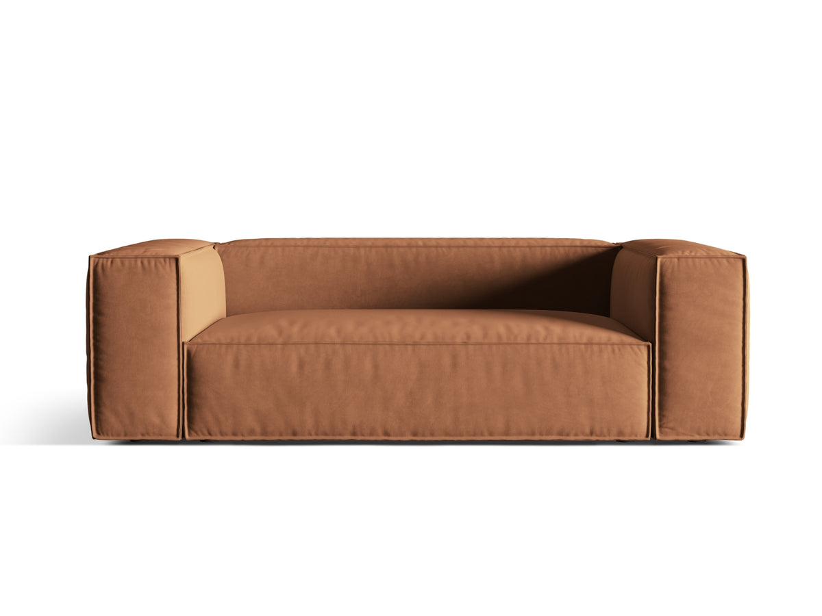 Nuria Velour Sofa 3 Sitzer in Honey-Paris präsentiert im Onlineshop von KAQTU Design AG. 3er Sofa ist von Micadoni