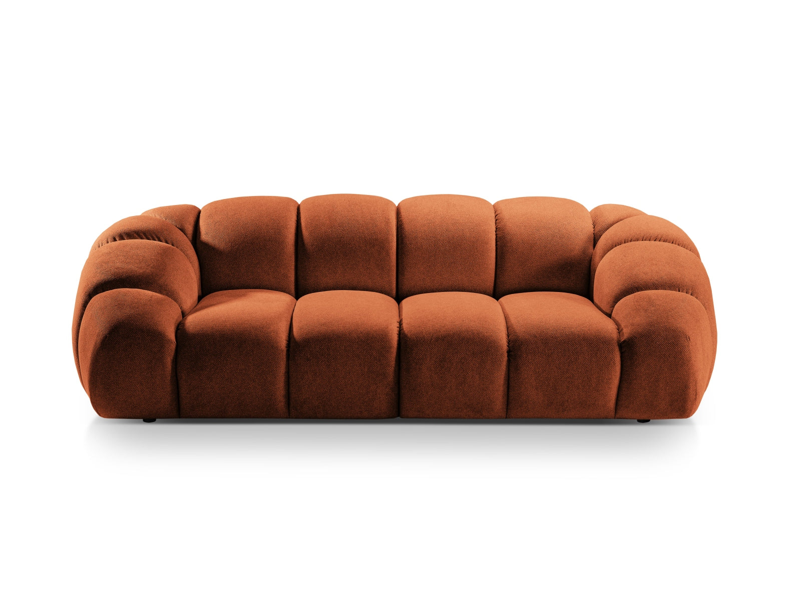 Elegantes 3-Sitzer Sofa "Diana" in warmem Terracotta, ideal für gemütliche Stunden und stilvolle Einrichtung in jedem Zuhause.
