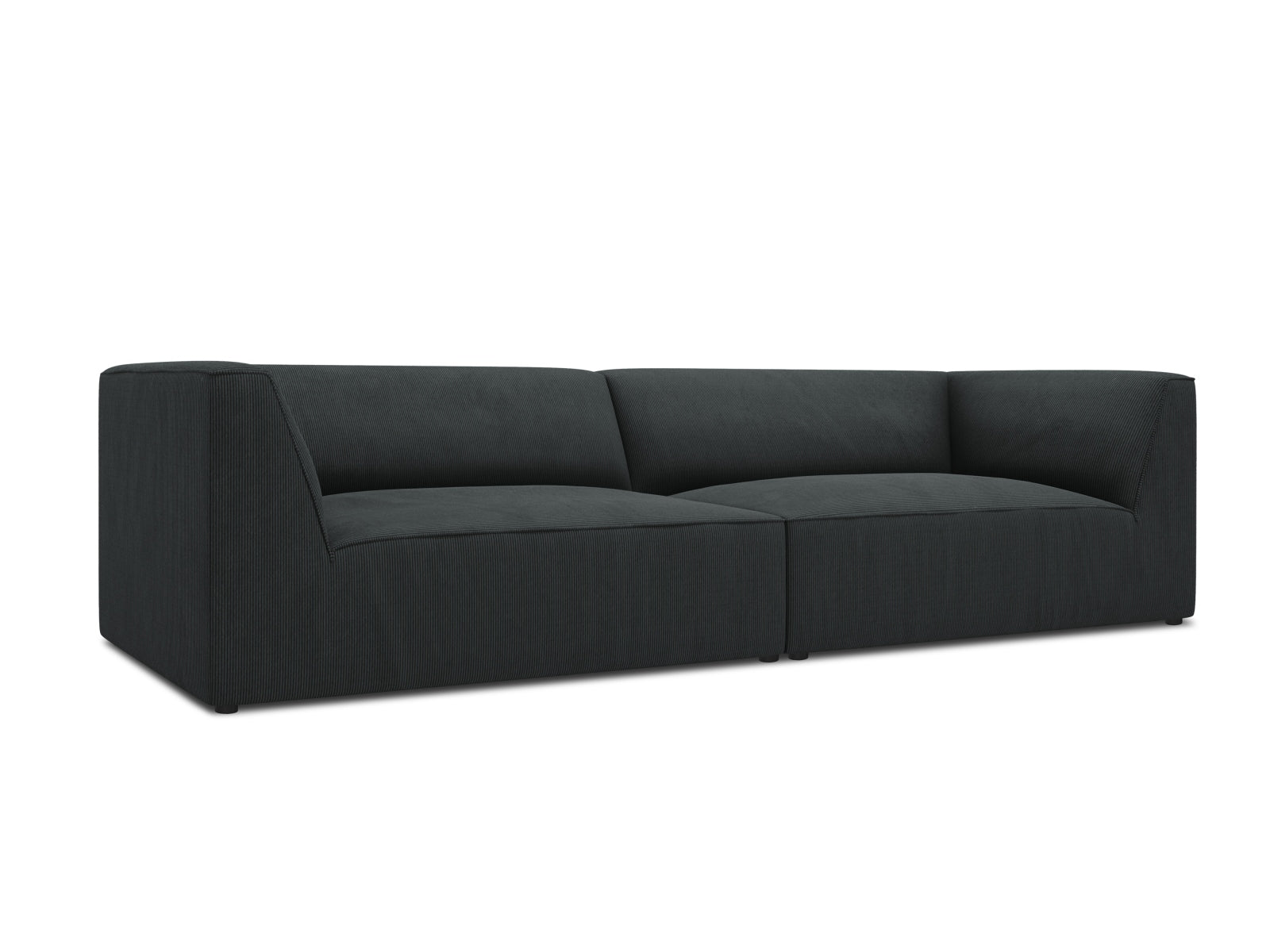 Entdecken Sie das Ruby Sofa 4 Sitzer von Micadoni – stilvolles Design, erstklassige Materialien und optimaler Komfort für Ihr Wohnzimmer.