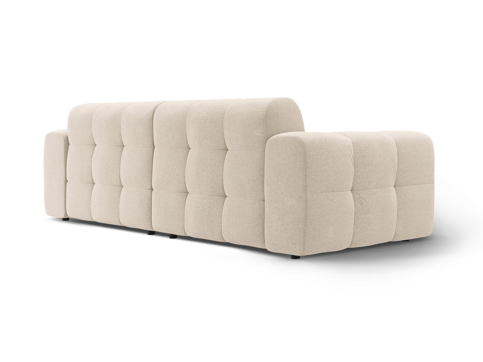 Entdecken Sie das Kendal Sofa 4 Sitzer von Micadoni – ein stilvolles Velours-Sofa, das modernen Komfort und zeitlose Eleganz in Ihr Zuhause bringt.