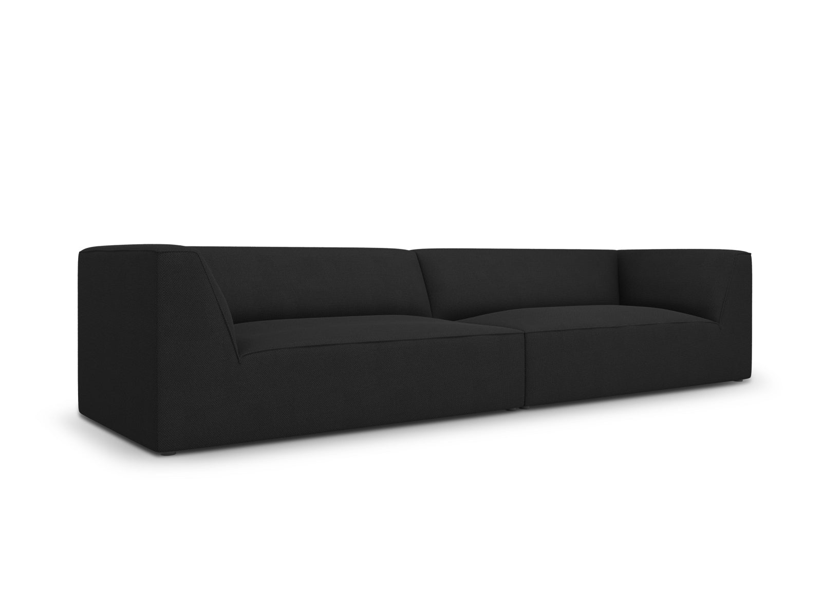Entdecken Sie das elegante Ruby Sofa 4 Sitzer von Micadoni – der Inbegriff von Komfort und Stil für Ihr Wohnzimmer. Ideal für gesellige Abende!