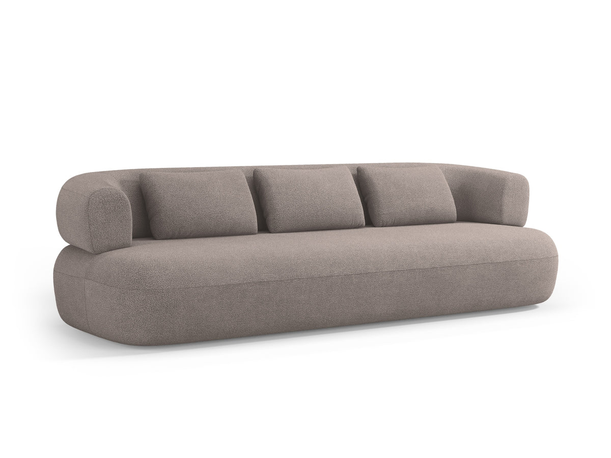 Jenny Boucle Sofa 4 Sitzer in Light Brown-Now or Never präsentiert im Onlineshop von KAQTU Design AG. 3er Sofa ist von Micadoni