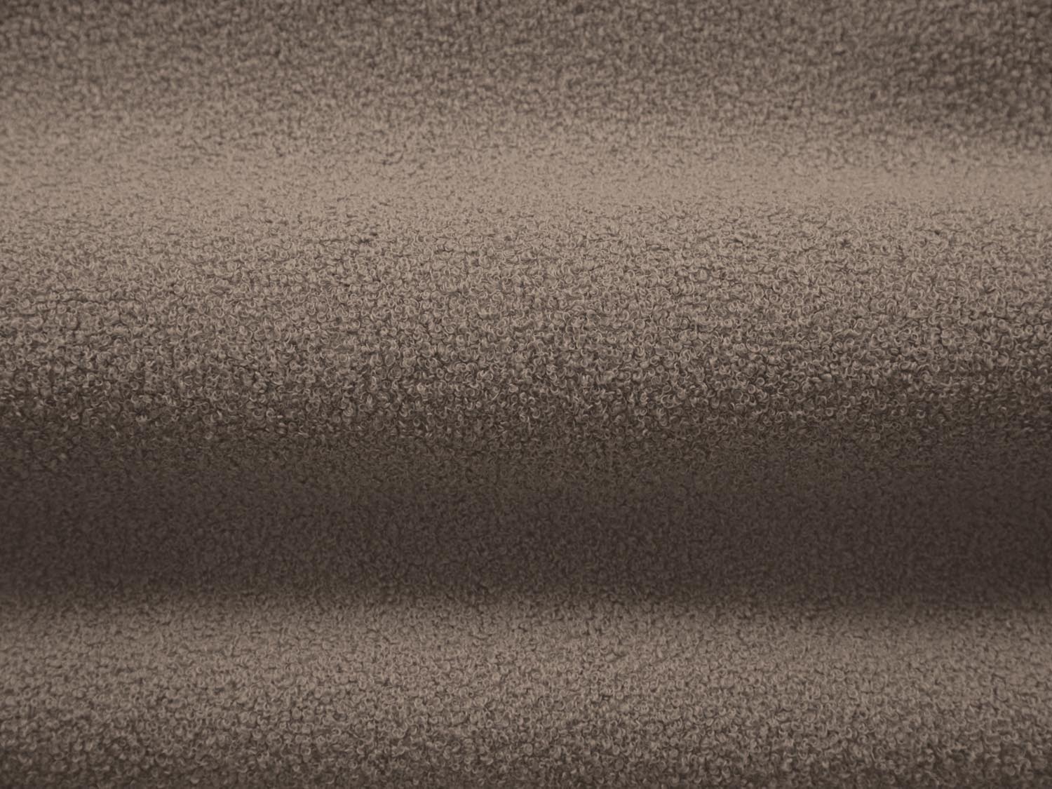 Entdecken Sie das Jenny Boucle Sofa 4 Sitzer von Micadoni – stilvolles Design, erstklassiger Komfort und pflegeleichte Materialien für Ihr Zuhause.