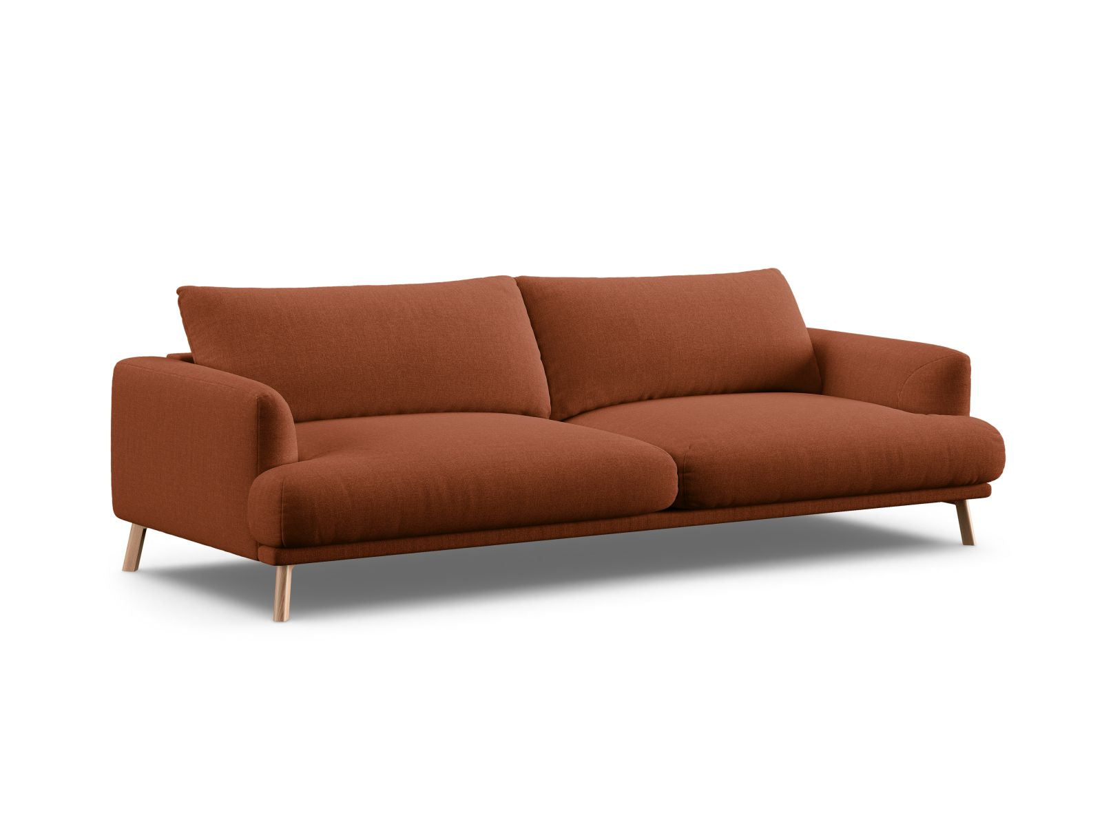 Elegantes 4-Sitzer Sofa Naomi in warmem Brick-Liberty, ideal für stilvolle Wohnräume, erhältlich bei KAQTU Design AG.