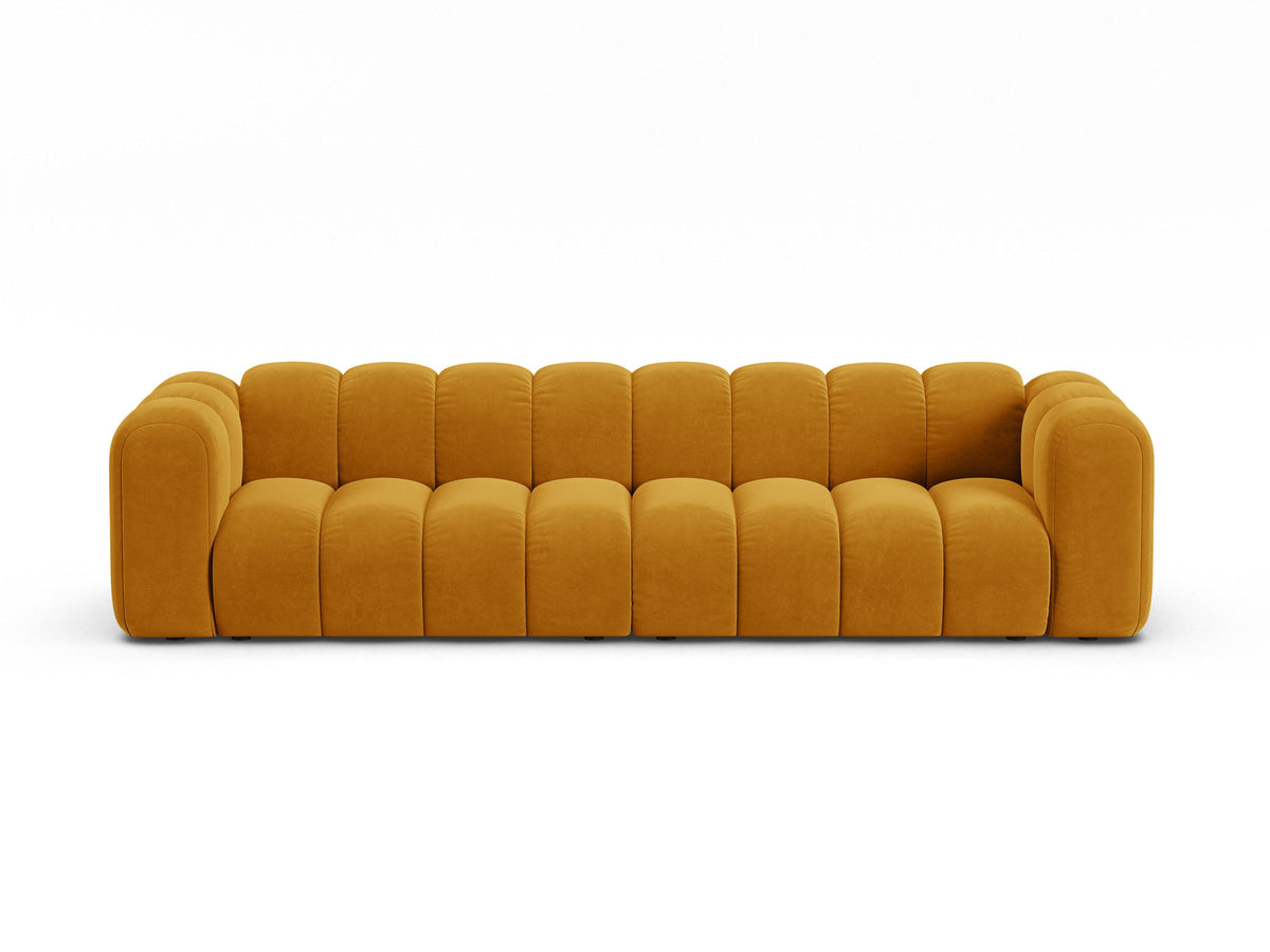 Lupine Velour modulares Sofa 4 Sitzer in Yellow-Salvador präsentiert im Onlineshop von KAQTU Design AG. 4er Sofa ist von Micadoni