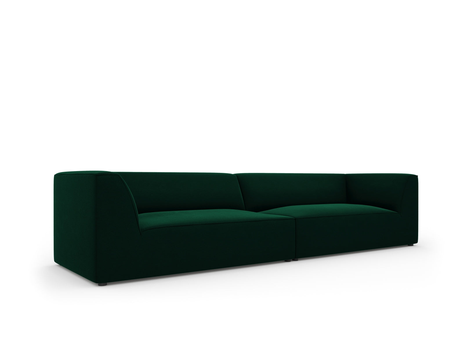 Elegantes 4-Sitzer Sofa aus Ruby Velours in tiefem Rot, ideal für stilvolle Wohnzimmer. Exquisite Handwerkskunst von Micadoni.