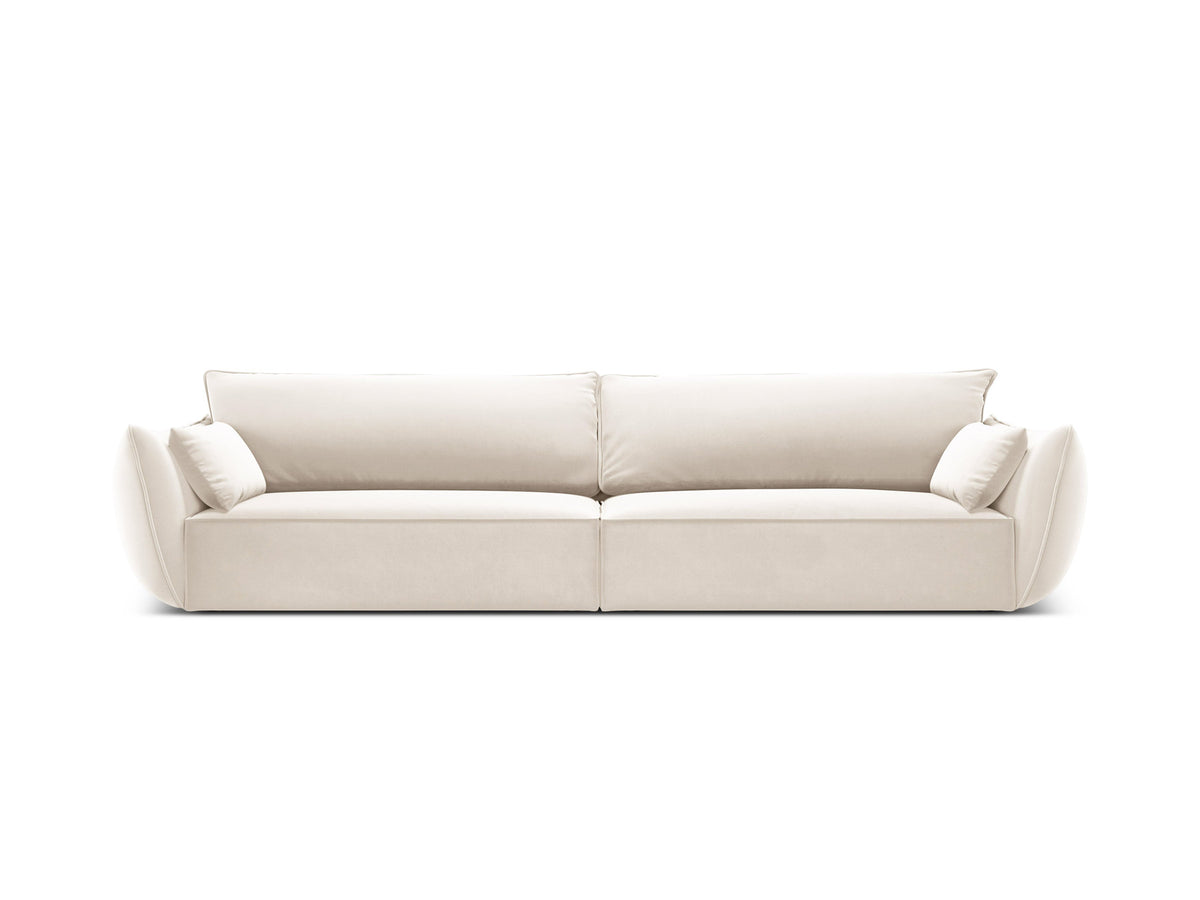 Kaelle Sofa 4 Sitzer in Light Beige-Bluvel präsentiert im Onlineshop von KAQTU Design AG. 4er Sofa ist von Micadoni