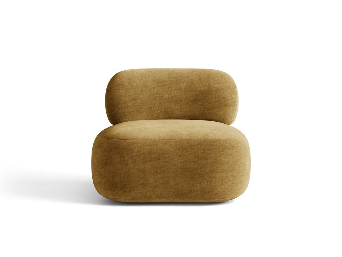 Drehbarer Sessel Aura von Micadoni mit gepolsterter Sitzfläche in Leichtes beige, Chenille-Stoff und schwarzem Stahlgestell auf Drehteller.