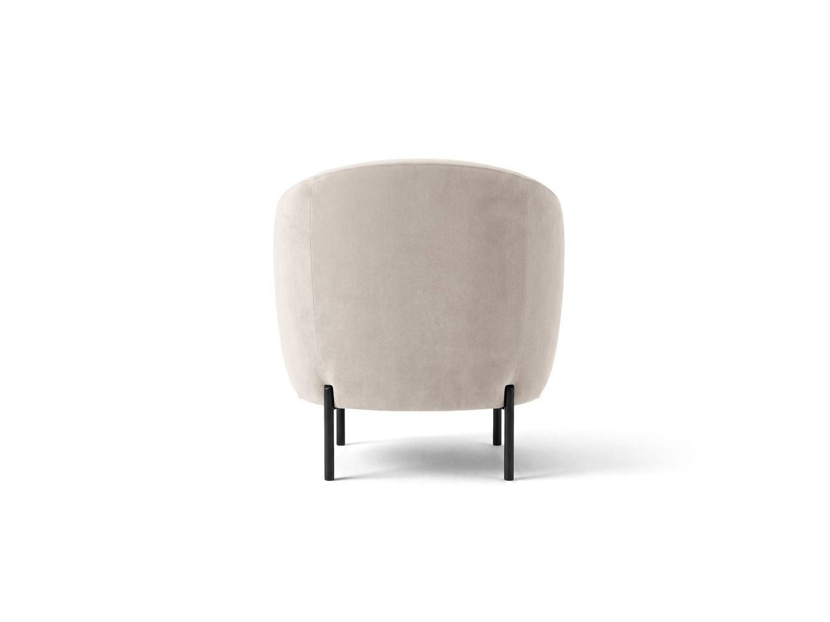 Terrakottafarbener Amalta Armsessel von Micadoni mit Stoffbezug aus der Kollektion Salvador und Beinen aus Stahl, kompakte Sitzform.