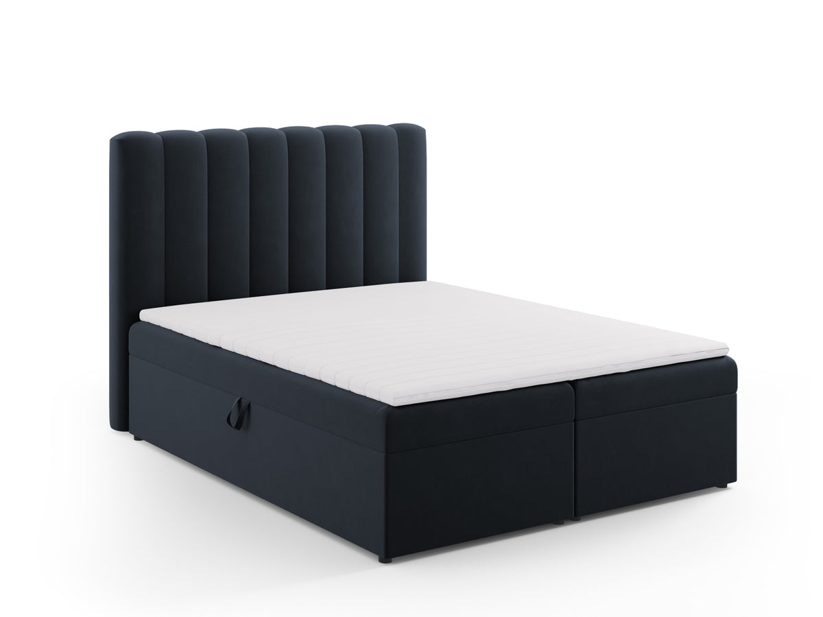 Kelp Boxspringbett Set 160cm: Headboard + Box Springs/Matratze + Matratze Topper in Dark Blue-Bluvel präsentiert im Onlineshop von KAQTU Design AG. Bett ist von Micadoni
