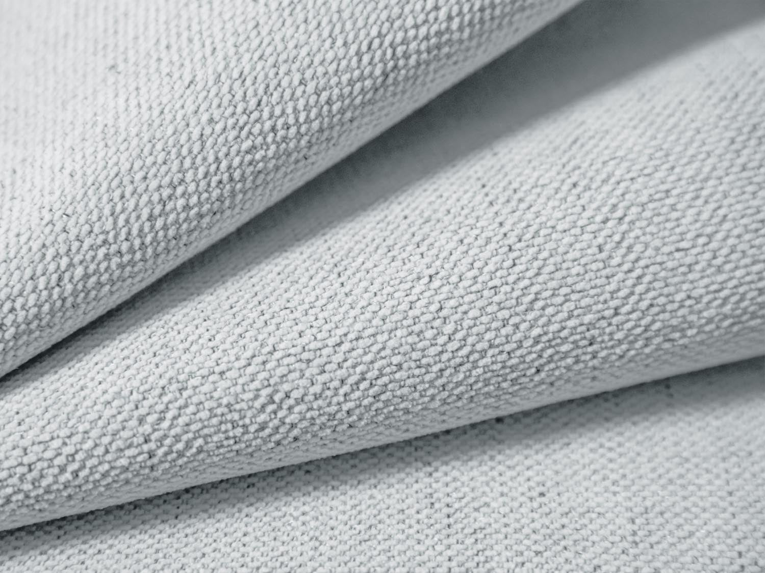 Entdecken Sie das Lupine Bett von Micadoni: Stilvolles Design, cleverer Stauraum und ein gemütliches Headboard für perfekten Schlafkomfort!