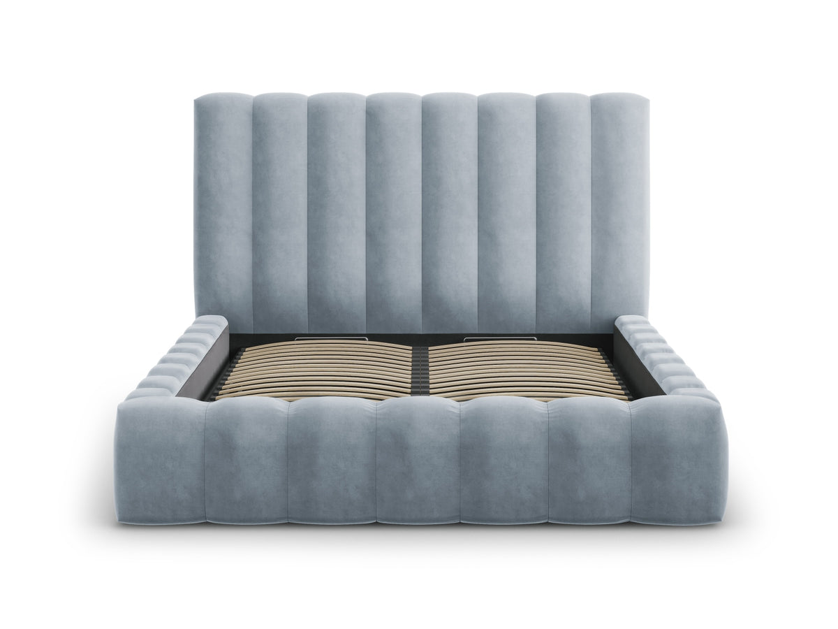 Kelp Bett mit Stauraum und Headboard 140cm in Light Blue-Bluvel präsentiert im Onlineshop von KAQTU Design AG. Bett ist von Micadoni