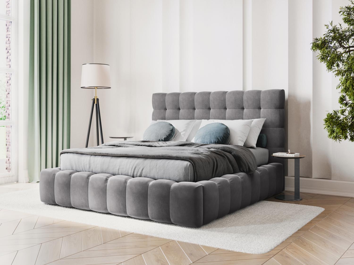 Elegantes Mamaia Velour Bett in Grau mit Stauraum und stilvollem Headboard, ideal für moderne Schlafzimmergestaltung.