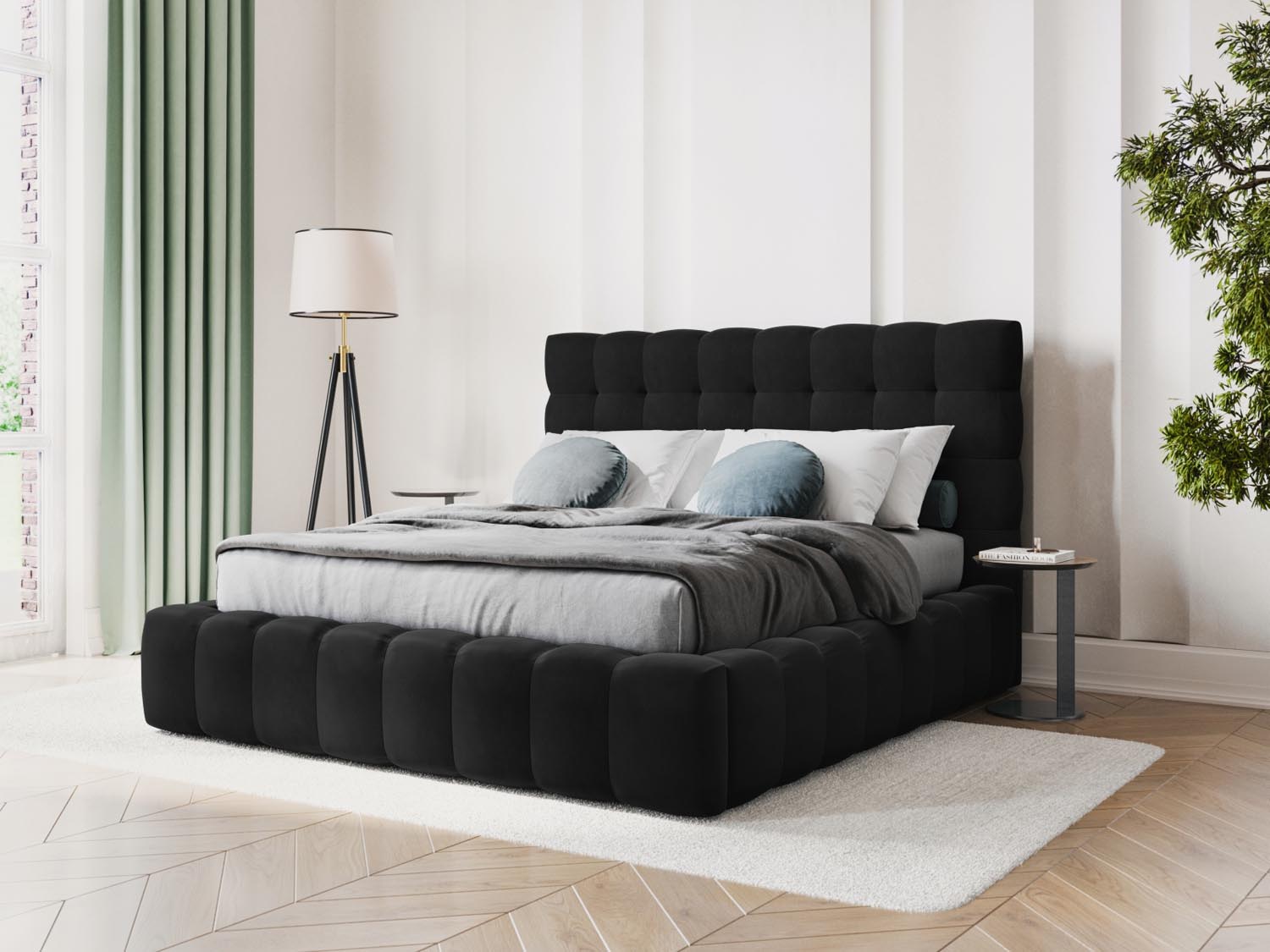 Elegantes Mamaia Velour Bett in Schwarz mit praktischem Stauraum und stilvollem Headboard, ideal für moderne Schlafzimmer.