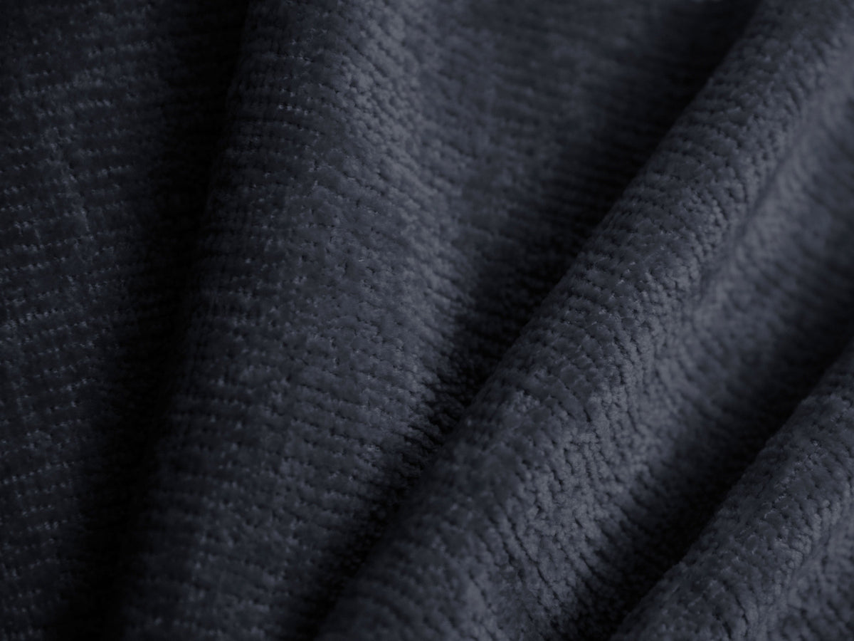 Stauraumbett Ovalo von Micadoni in Light Grey-Magic Velvet mit gepolstertem Kopfteil, Metallrahmen, Bettkasten und schwarzen Kunststoffbeinen.