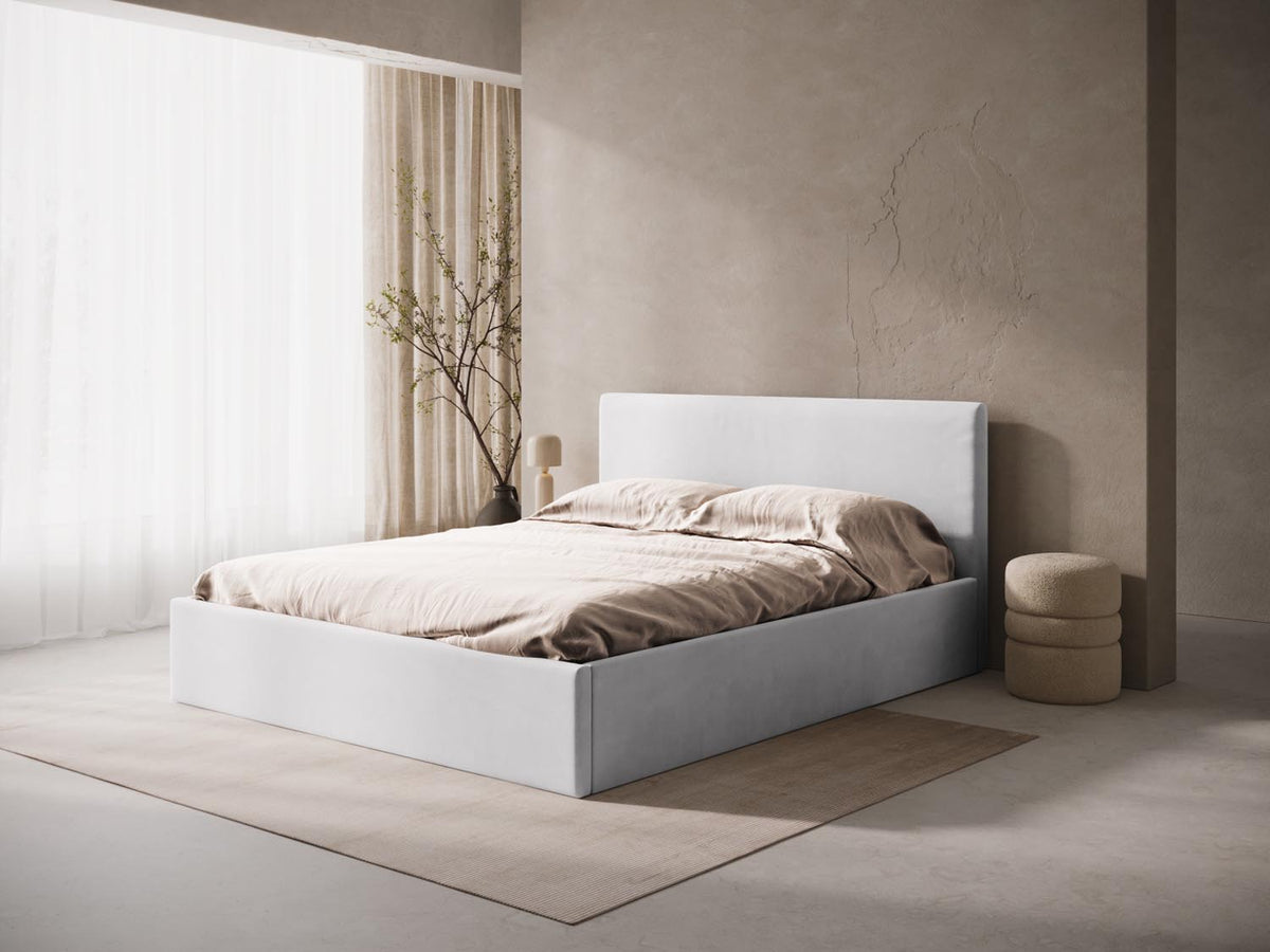Susan Bett mit Stauraum 160cm in Silver-Bluvel präsentiert im Onlineshop von KAQTU Design AG. Bett ist von Micadoni
