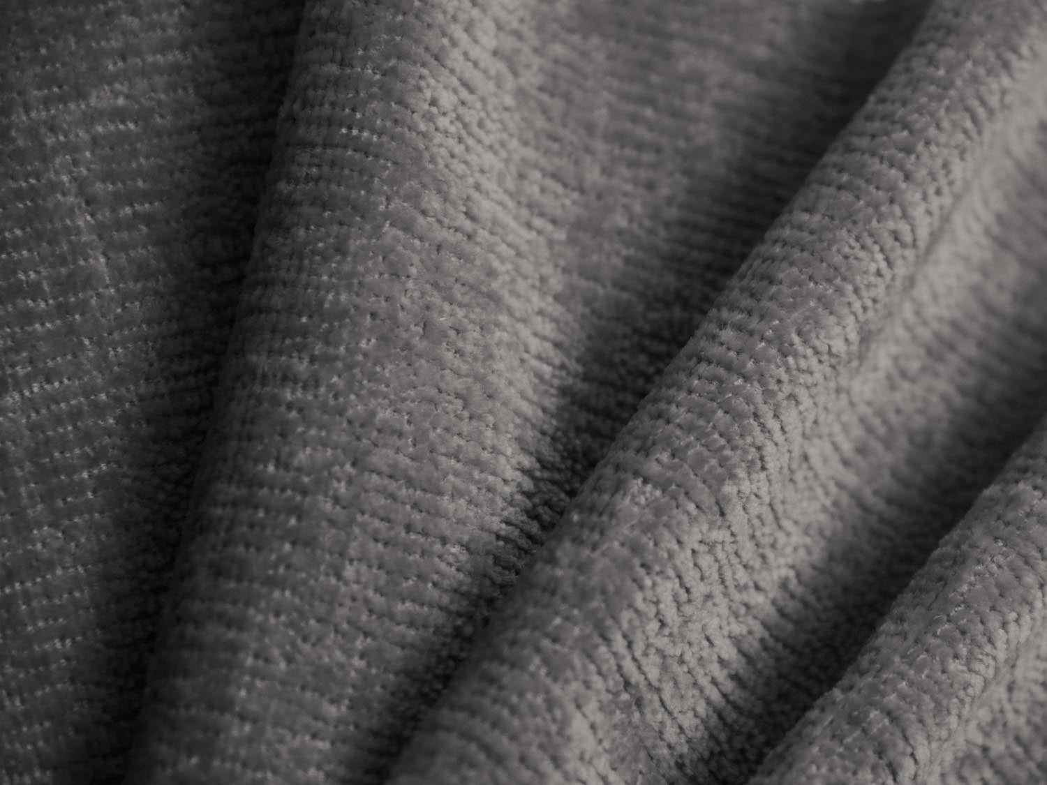 Erleben Sie das Kaelle Bett von Micadoni: 240 cm breit, modernes Design, komfortables Headboard und cleverer Stauraum für Ihr Schlafzimmer.