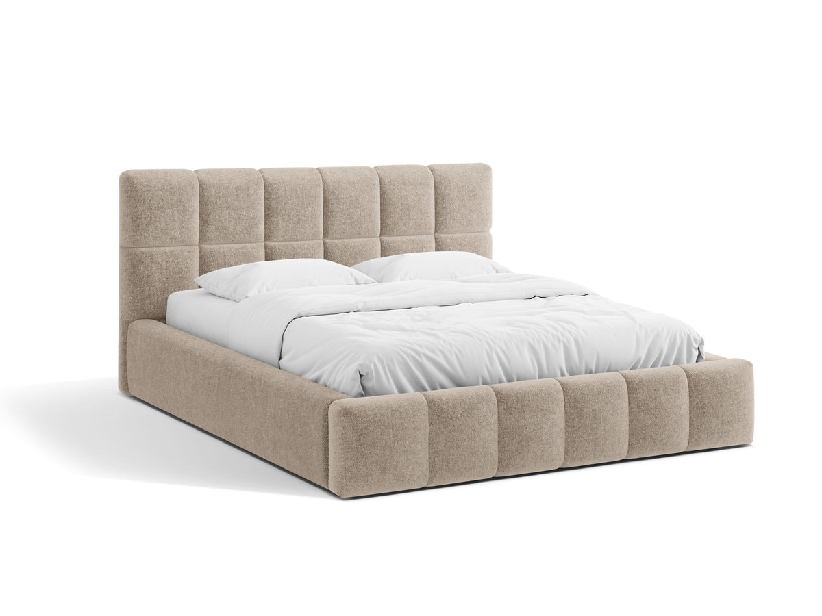 Bellis Ablagebett mit Kopfteil von Micadoni in Gelb, Bezug aus Bluvel-Stoff, schwarze Kunststoffbeine, gepolstertes Kopfteil mit Ziernähten.
