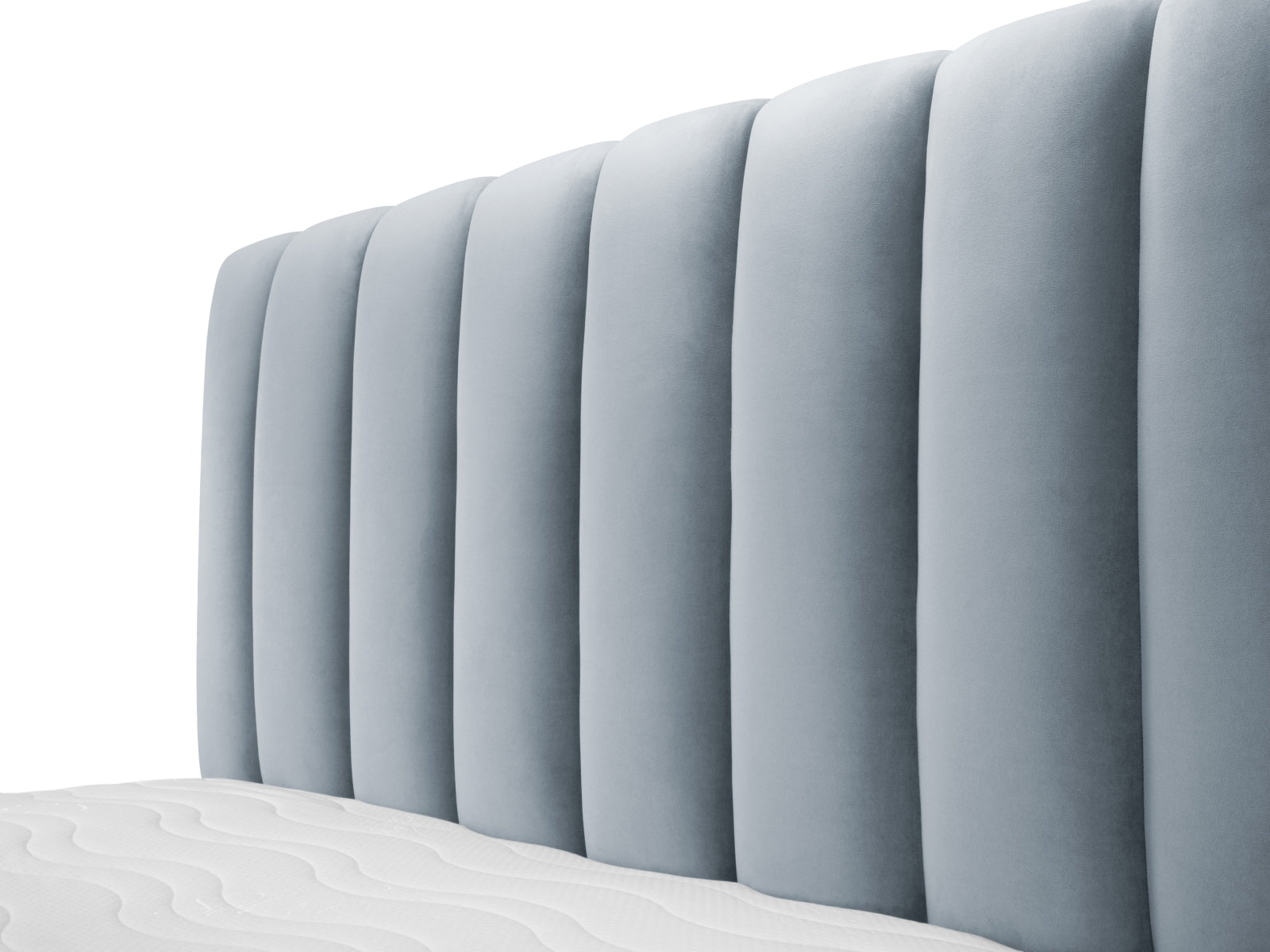 Erleben Sie das elegante Kelp Velour Bett von Micadoni – ideal für Ihr modernes Schlafzimmer, ausgestattet mit praktischem Stauraum und komfortablem Headboard.