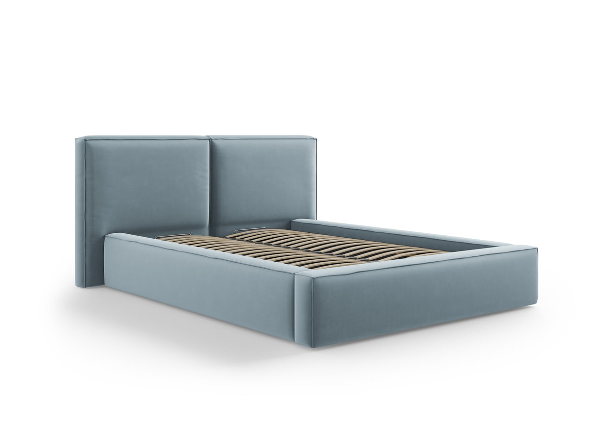 Jodie Bett mit Strauaum und doppeltem Headboard 140cm in Light Blue-Bluvel präsentiert im Onlineshop von KAQTU Design AG. Bett ist von Micadoni