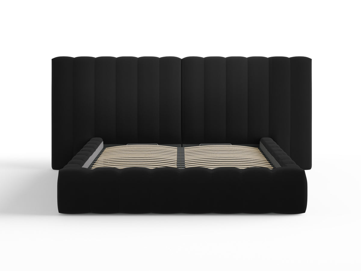 Kelp Bett mit Stauraum und double Headboard 160cm in Black-Bluvel präsentiert im Onlineshop von KAQTU Design AG. Bett ist von Micadoni