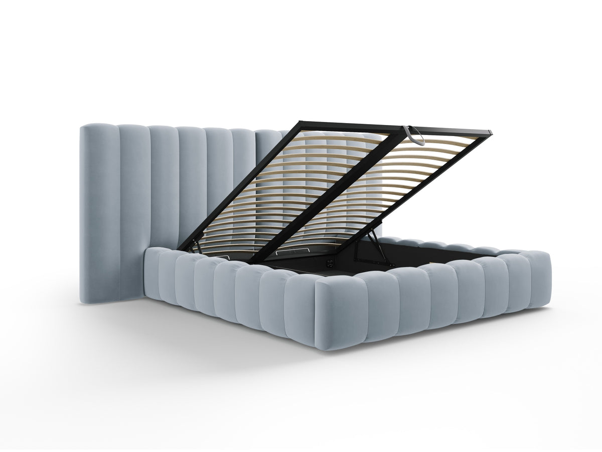 Kelp Bett mit Stauraum und double Headboard 180cm in Light Blue-Bluvel präsentiert im Onlineshop von KAQTU Design AG. Bett ist von Micadoni