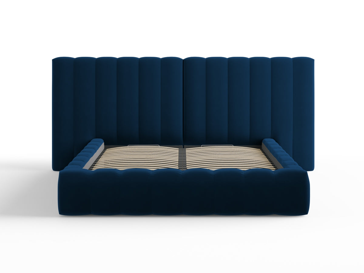 Kelp Bett mit Stauraum und double Headboard 180cm in Royal Blue-Bluvel präsentiert im Onlineshop von KAQTU Design AG. Bett ist von Micadoni
