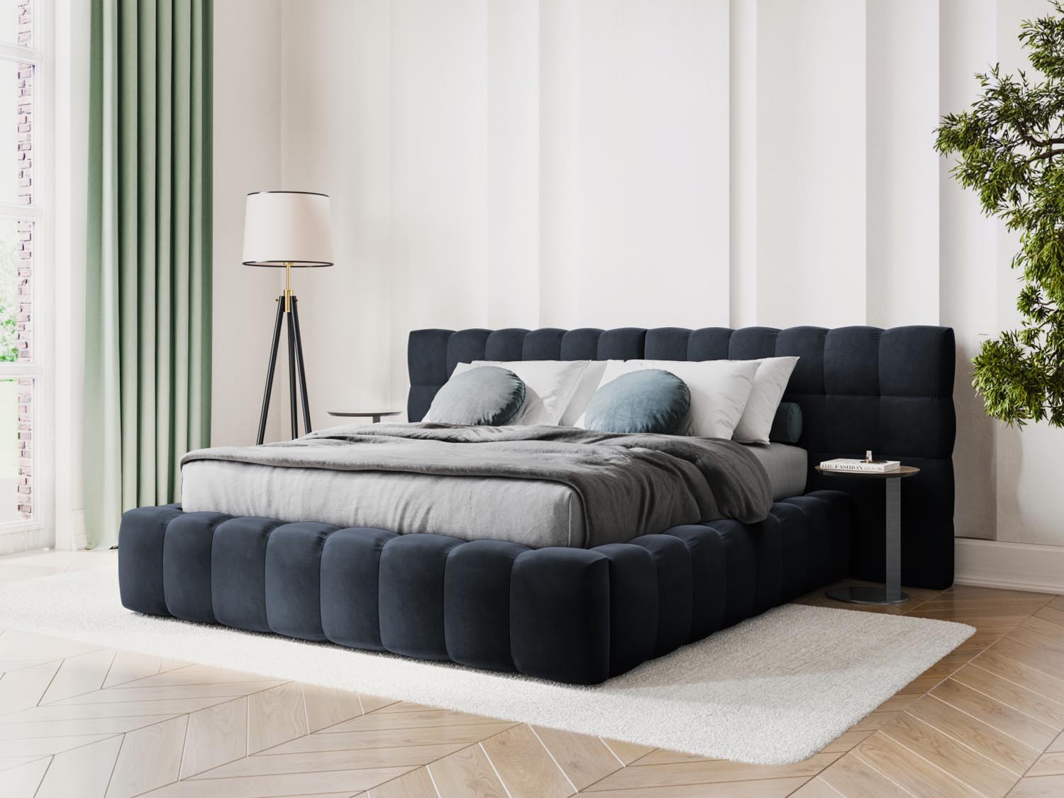 Elegantes Mamaia Velour Bett in Dunkelblau mit großzügigem Stauraum und doppeltem Kopfteil, ideal für stilvolle Schlafzimmer.