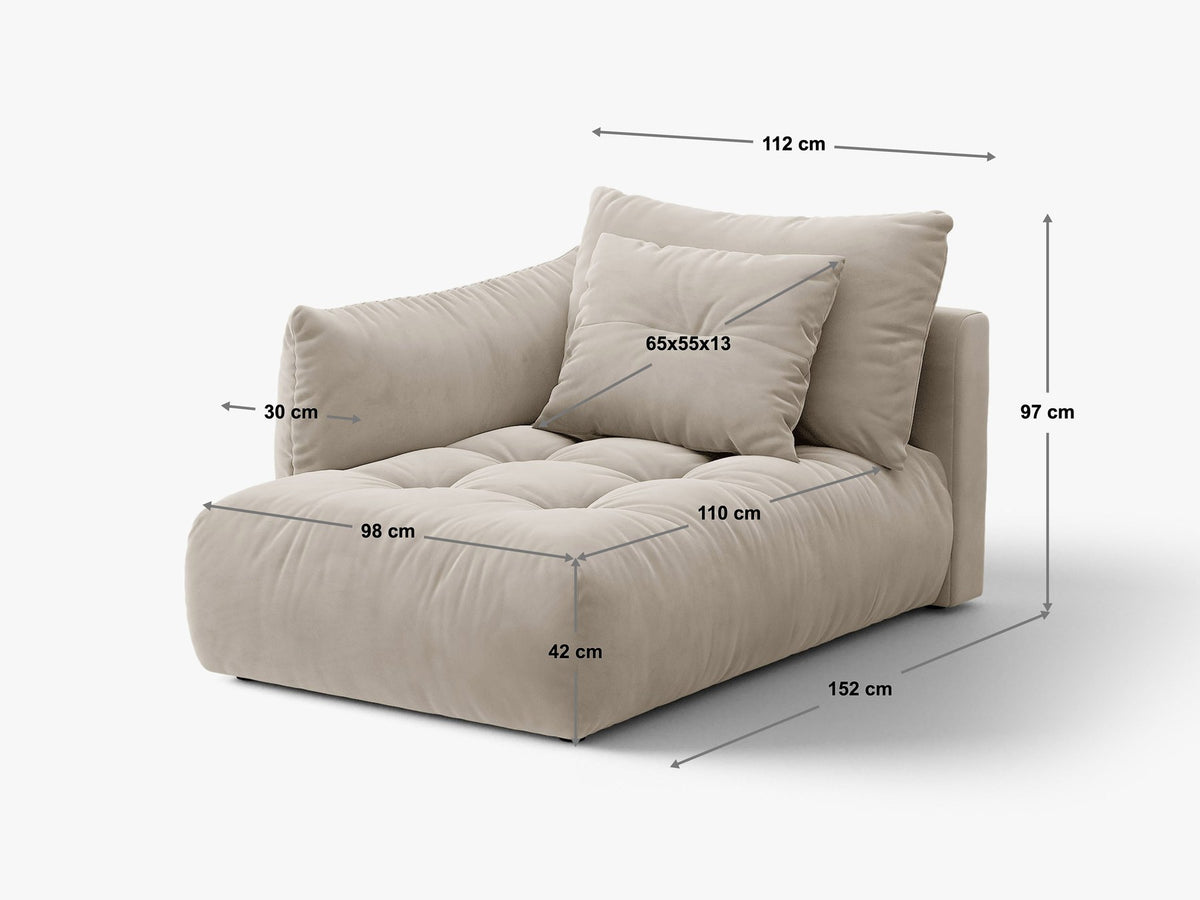Beige Chaiselongue Bloom von Micadoni mit Veloursbezug Casino Pearl, schwarzen Kunststoffbeinen und gepolsterter Rückenlehne.