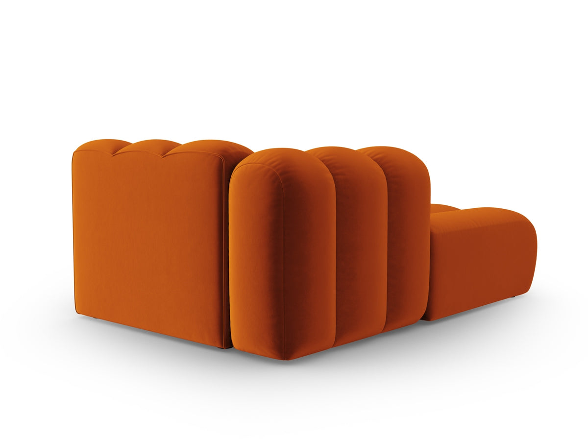 Lupine Velour Sofa Chaise Lounge links 2 Sitzer in Terracotta-Salvador präsentiert im Onlineshop von KAQTU Design AG. L-Sofa links ist von Micadoni