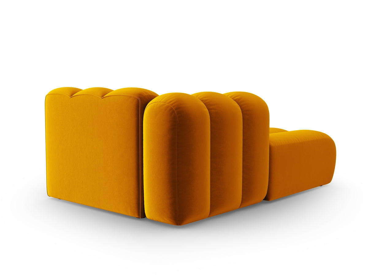 Lupine Velour Sofa Chaise Lounge links 2 Sitzer in Yellow-Salvador präsentiert im Onlineshop von KAQTU Design AG. L-Sofa links ist von Micadoni