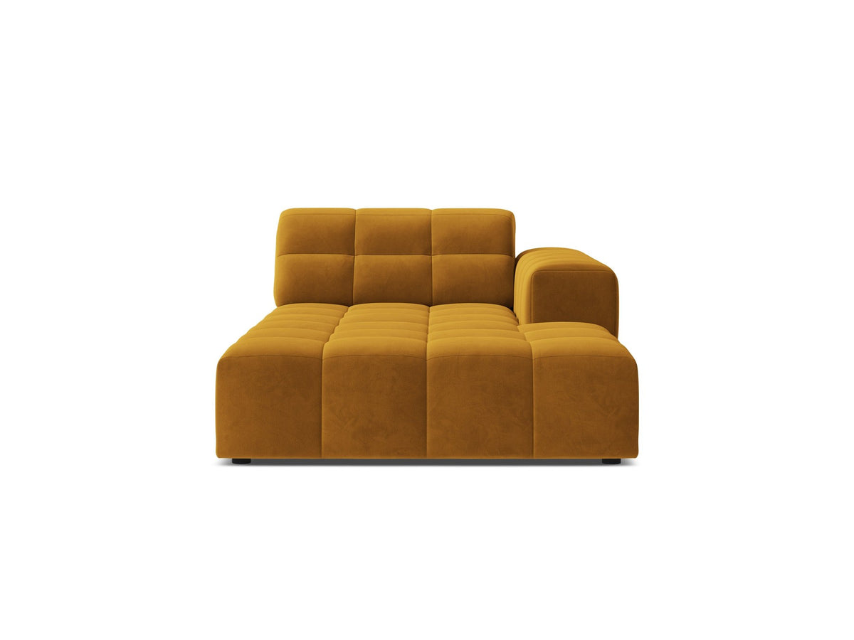 Chaiselongue Jennifer von Micadoni in Leichtes Beige mit Chenille-Bezug Eden 2 Pearl, schwarzen Kunststoffbeinen, rechts ausgerichtet.
